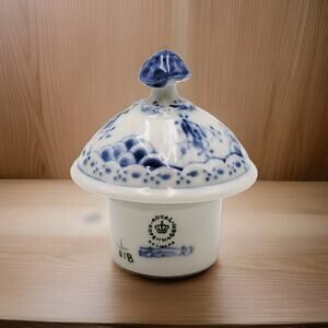 Rare Royal Copenhagen Blue Fluted Plain Lid # 518 Lid For Pot Coffee. LID ONLY